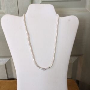 New dainty bar necklace and matching earrings with rhinestones and faux, T5B4G